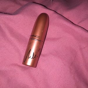 Mac Nicki Minaj lipstick. It’s a creamy nude pink.